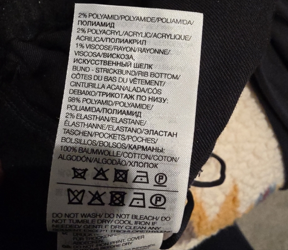 Y-3 Men's Dark Joggers - Picture 4 of 4